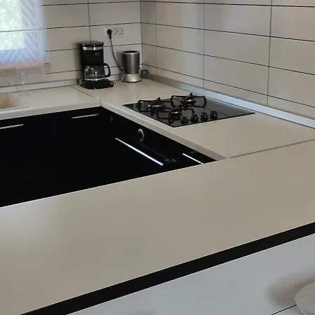 וילה Marina Sikovo